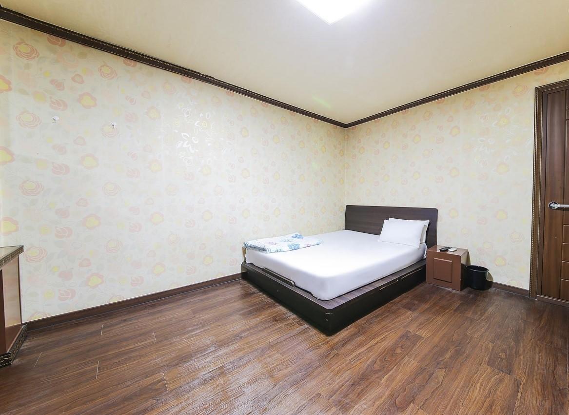 Sangmu Motel Gwangju Gwangju Metropolitan City Extérieur photo