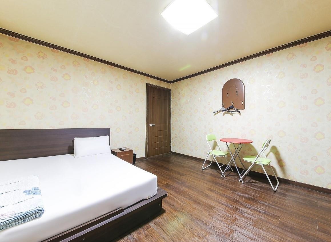 Sangmu Motel Gwangju Gwangju Metropolitan City Extérieur photo